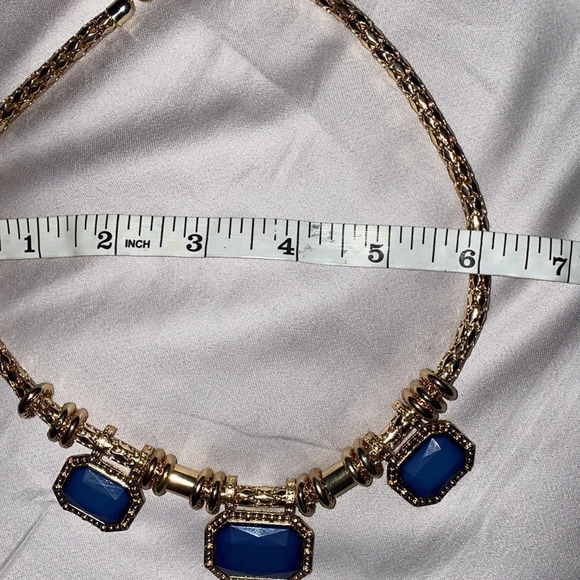 Blue gold  tone pendant statement necklace - Picture 7 of 7